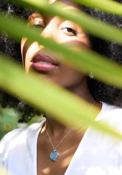 Stříbrný přívěsek - Pomněnka - Střední srdce