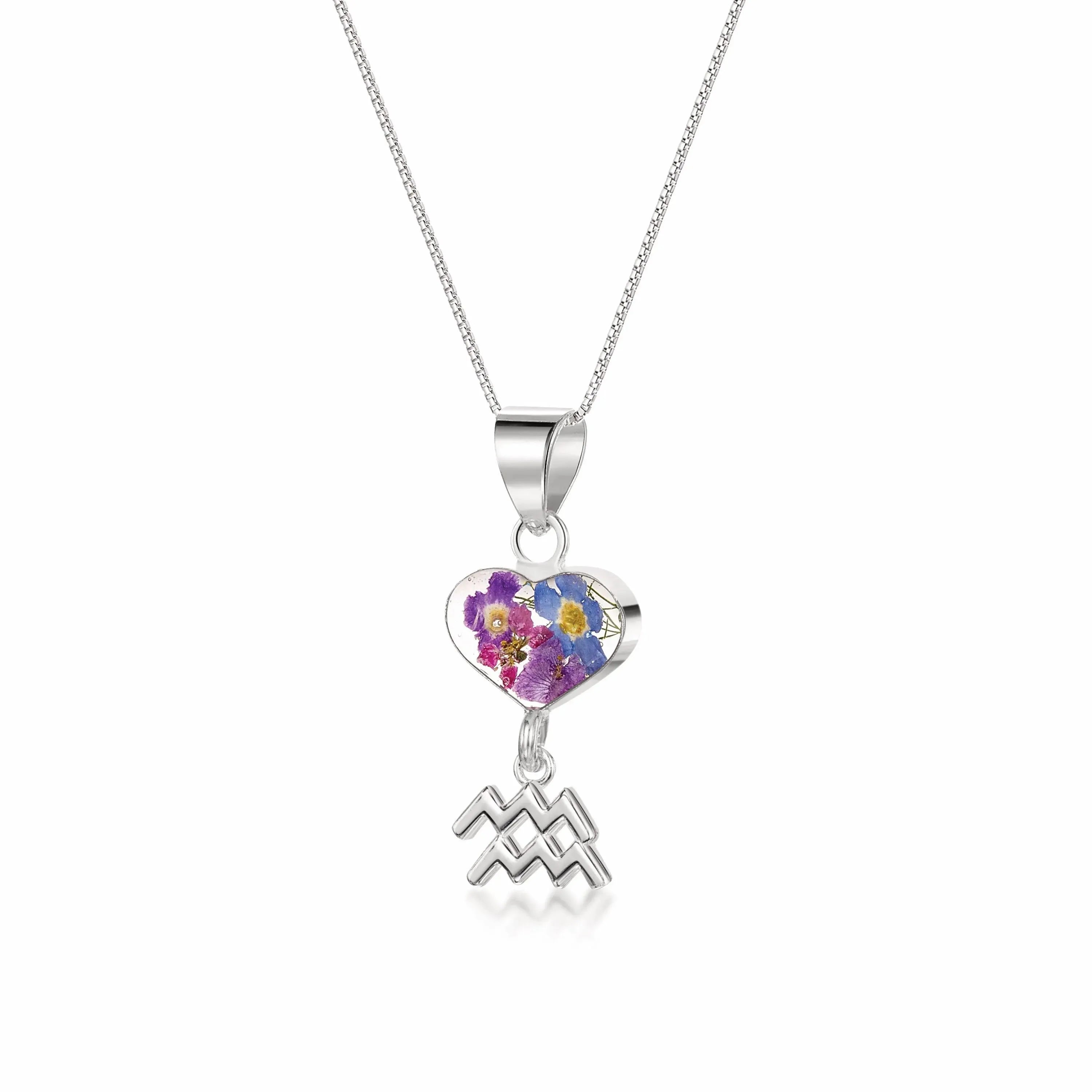Collana con ciondolo Acquario in argento sterling: gioielli zodiacali - Italia Collana con ciondolo Acquario in argento sterling: gioielli zodiacali - Italia