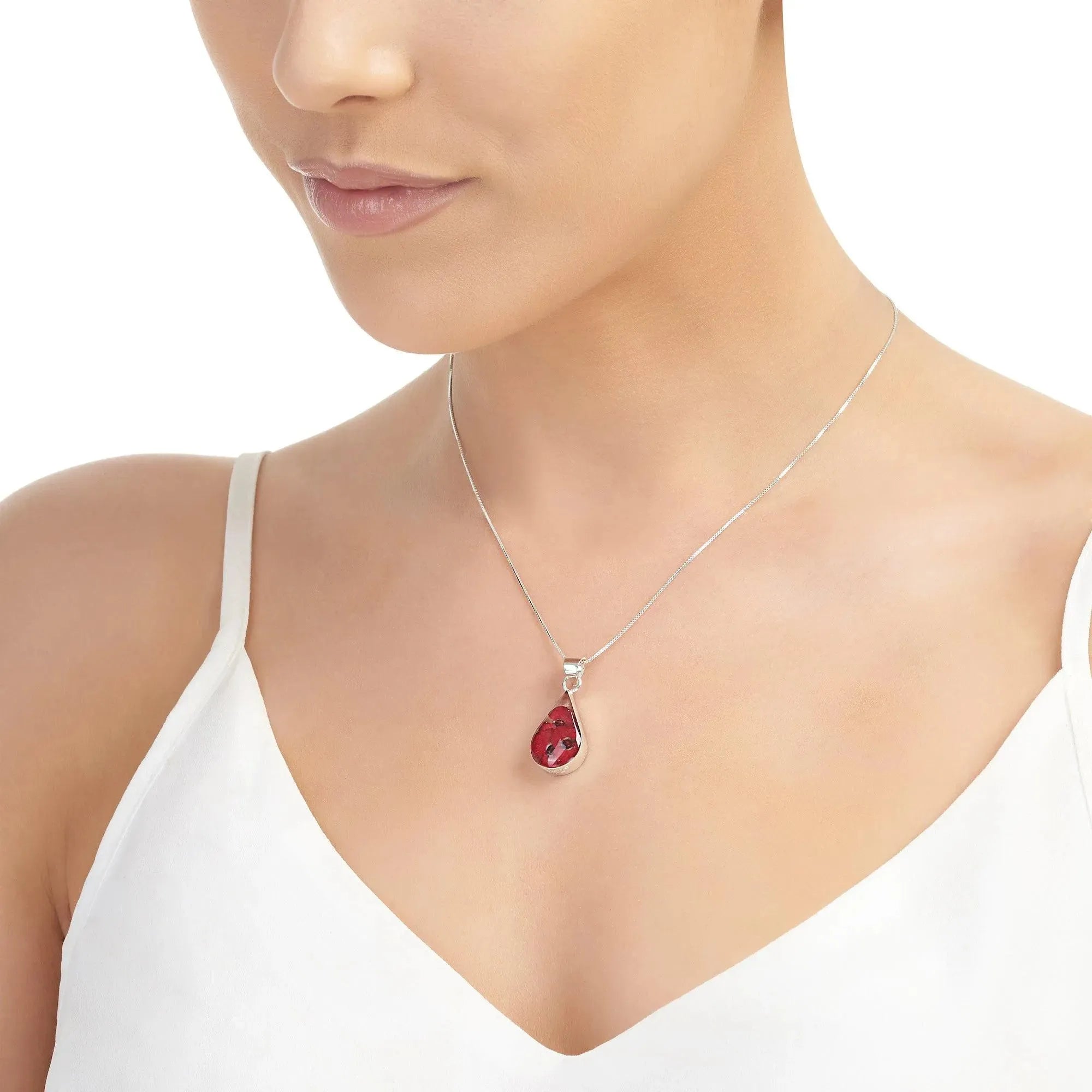Collana con pendente a goccia in argento sterling con papavero | Viola stridente® – Shrieking Violet Collana con pendente a goccia in argento sterling con papavero | Viola stridente® – Shrieking Violet